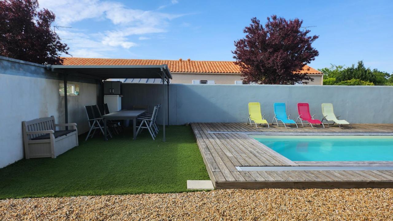 Apartmán Studio 3 Personnes Avec Piscine Sainte-Soulle Exteriér fotografie